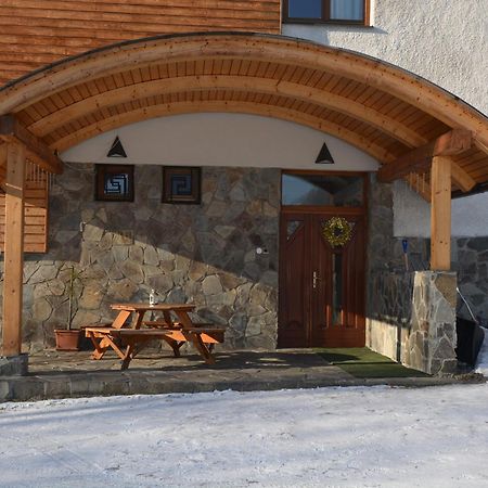 Hotel Brainy Krasno nad Kysucou Екстер'єр фото