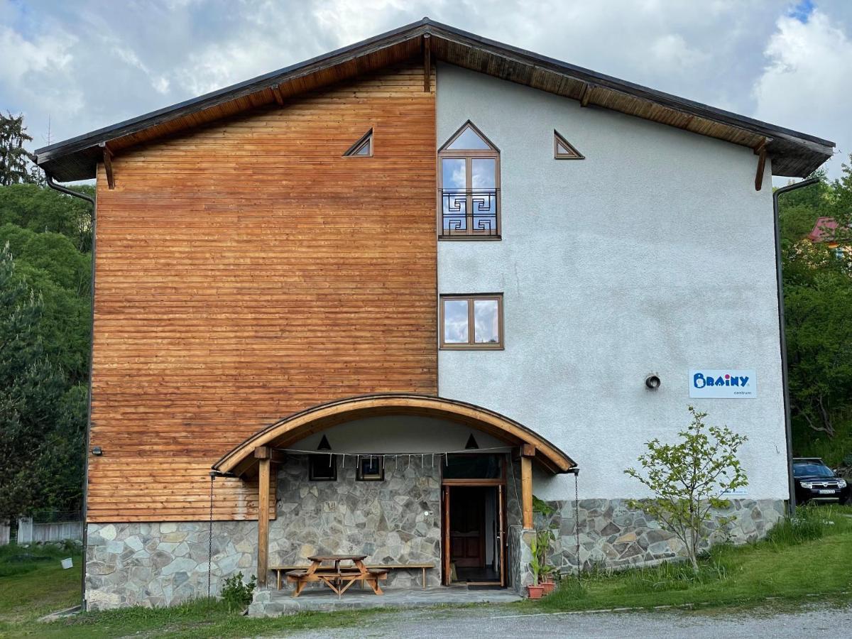 Hotel Brainy Krasno nad Kysucou Екстер'єр фото